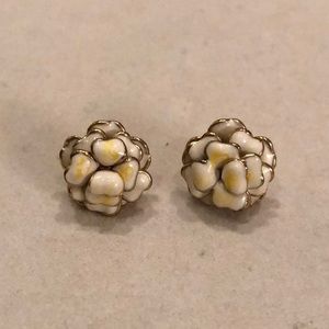 Anthropologie studs